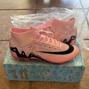 Kids Pink Soccer Shoes (NEW)